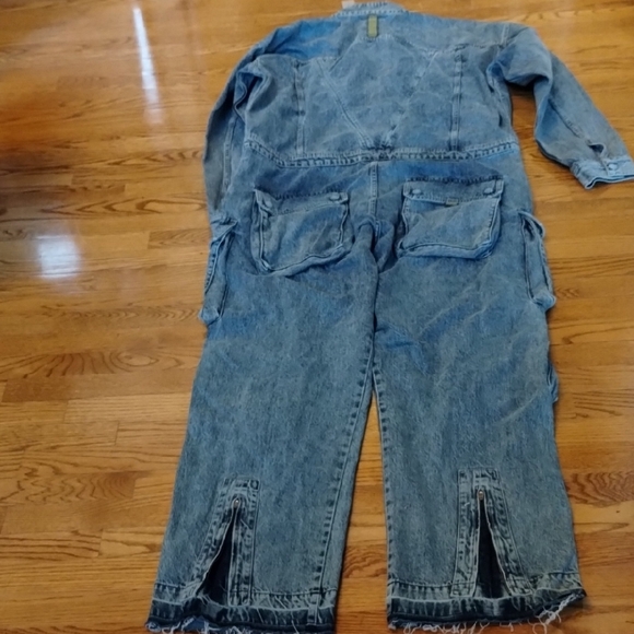 Hudson+Zoe Jeans Men's Blue Denim Cargo Jumpsuit - Picture 12 of 16